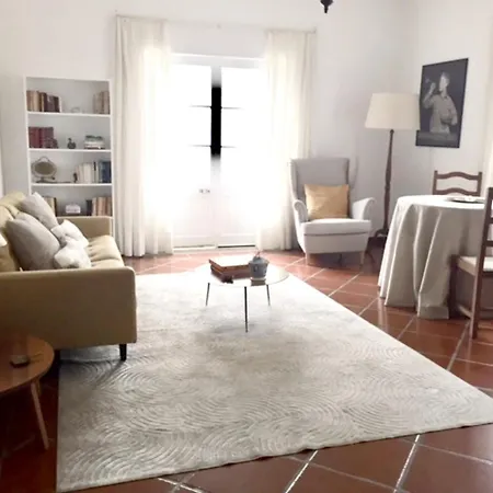 Apartment R. Mal. Carmona 2 *